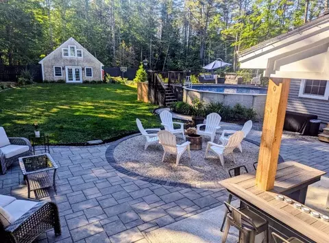 777 Hallowell Rd, Durham, ME 04222