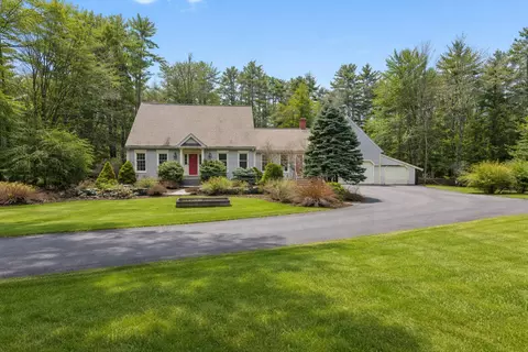 40 Mahlon Ave, Gorham, ME 04038