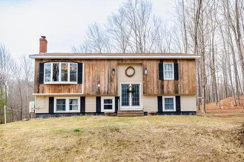 185 Temple Rd, Wilton, ME 04294