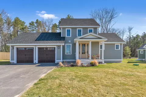 40 Cascade Cir #33, Kennebunk, ME 04043