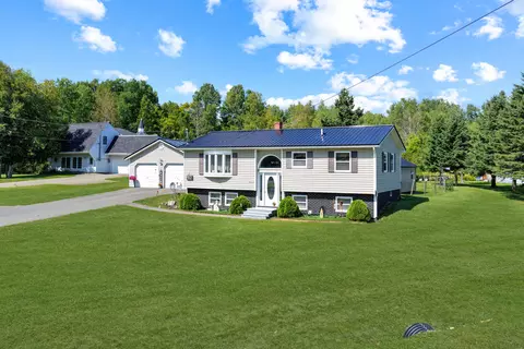 68 Fords Ln, Mapleton, ME 04757 photo 4