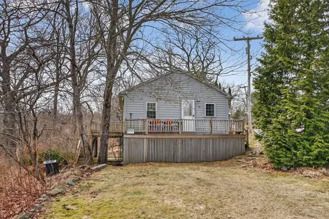 93 Wildes District Rd, Kennebunkport, ME 04046