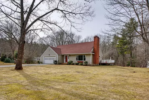 63 Youngs Ln, Phippsburg, ME 04562