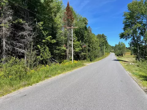 11 Beans Corner Road, Hartland, ME 04943