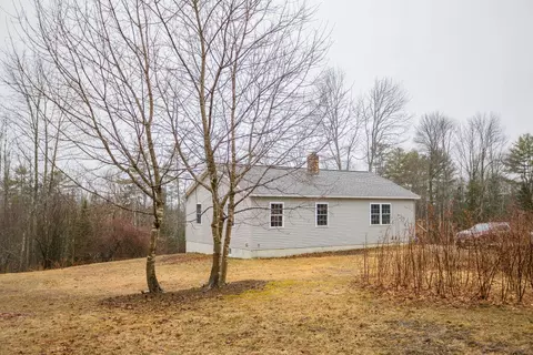 119 School St, Weld, ME 04285