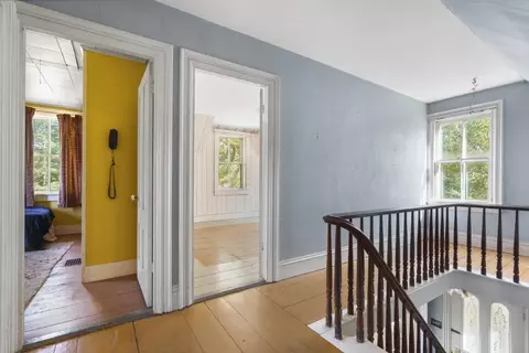 Entry Way - 576 Back River Rd, Boothbay, ME 04537 photo 12 of 13