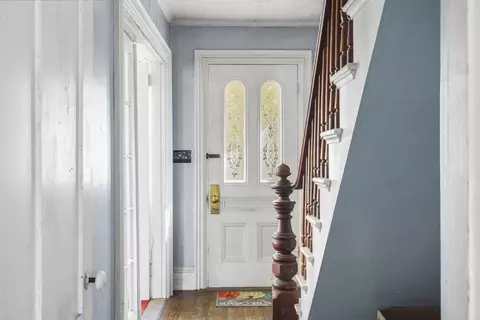 Entry Way - 576 Back River Rd, Boothbay, ME 04537 photo 10 of 13
