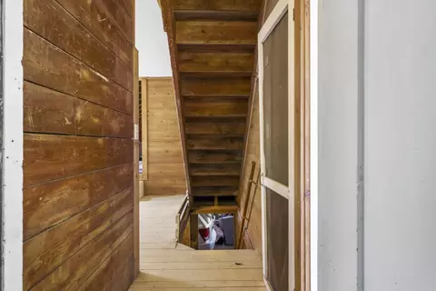 Entry Way - 576 Back River Rd, Boothbay, ME 04537 photo 6 of 13