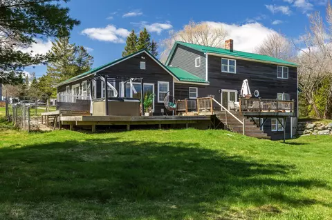 54 Riverside Ln, Ellsworth, ME 04605
