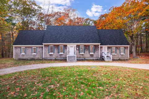 131 Seabury Rd, York, ME 03909