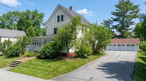 23 Googin St, Lewiston, ME 04240