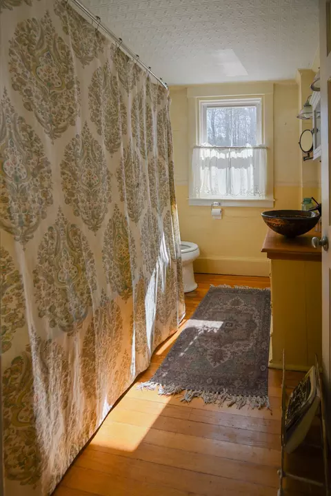 Bath - 22 High Rd, Cornish, ME 04020 photo 5 of 6