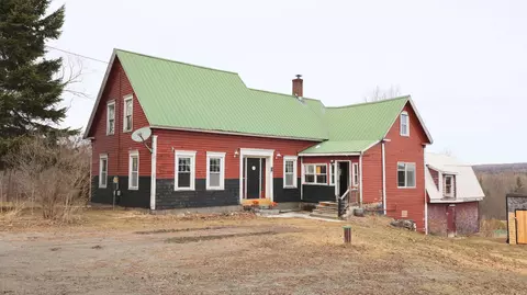45 Harmony Rd, Wellington, ME 04942