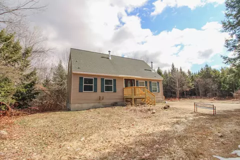 66 Bisbee Town Rd, Waterford, ME 04088