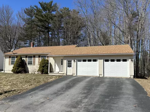 21 Kyle St, Brunswick, ME 04011