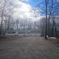 28 Lakewood Estates Ln, Oxford, ME 04270