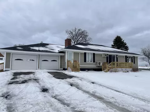 496 Van Buren Rd, Caribou, ME 04736