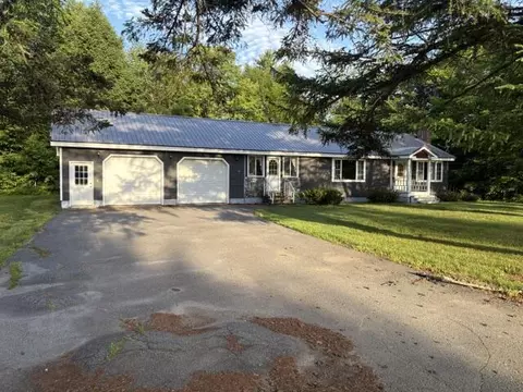 4 Deste Rd, Milo, ME 04463