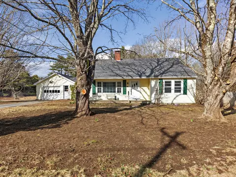 198 Medomak Rd, Bremen, ME 04551