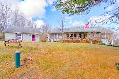 71 Reynolds Rd, Brooks, ME 04921