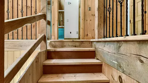 Entry Way - 98 Kimball Rd, Harrison, ME 04040 photo 10 of 12