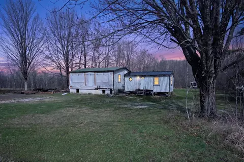 401 Canaan Rd, Pittsfield, ME 04967