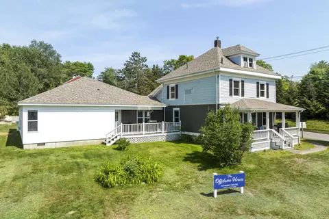 8 Country Club Rd, Boothbay, ME 04537
