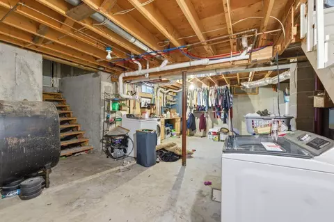 93 Woodland Rd, Windham, ME 04062