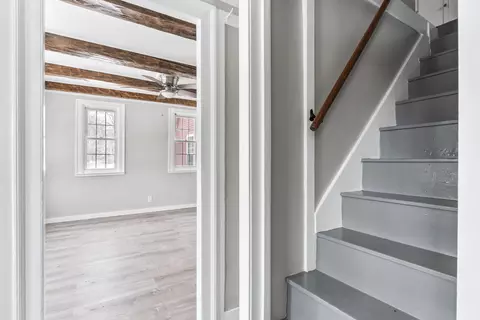Entry Way - 569 Middle Rd, Dresden, ME 04342 photo 8 of 14