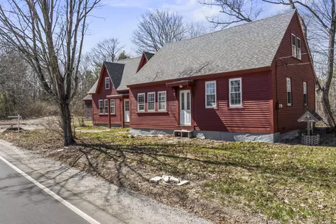 Exterior - 569 Middle Rd, Dresden, ME 04342 photo 5 of 7
