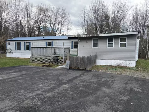 1 Skips Way, Fairfield, ME 04937