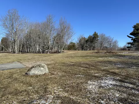 457 Bangor Rd, Ellsworth, ME 04605
