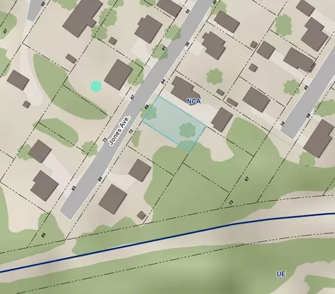 68 Jones Ave, Lewiston, ME 04240