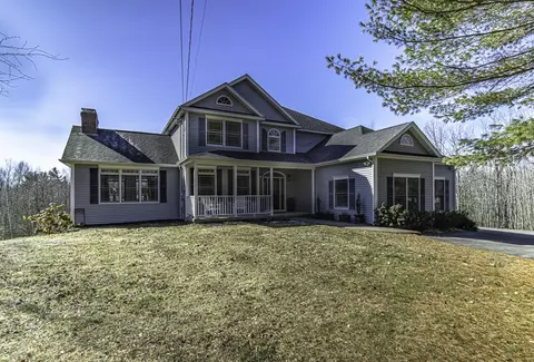 447 Walden Parke Way, Bangor, ME 04401