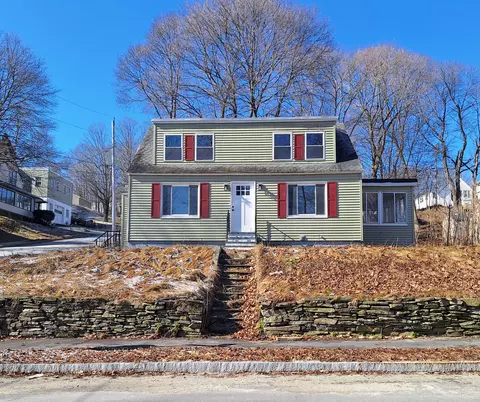155 Second St, Auburn, ME 04210