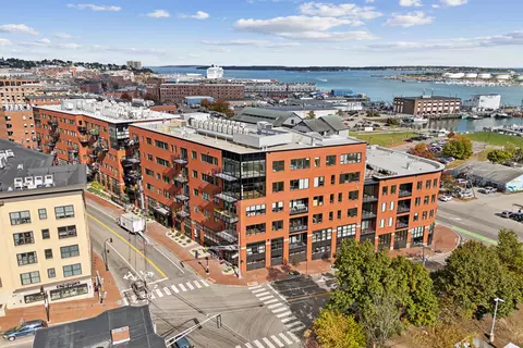 387 Commercial St #535, Portland, ME 04101