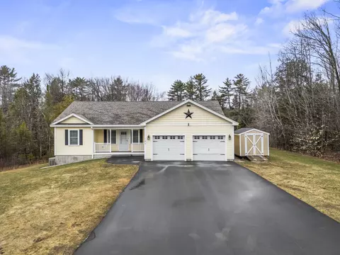 145 Harvest Hill Ln, Auburn, ME 04210