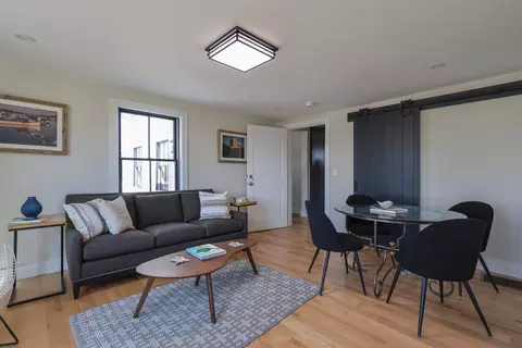 Living - 46 Atlantic Ave, Vinalhaven, ME 04863 photo 2 of 3