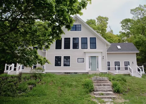 46 Atlantic Ave, Vinalhaven, ME 04863