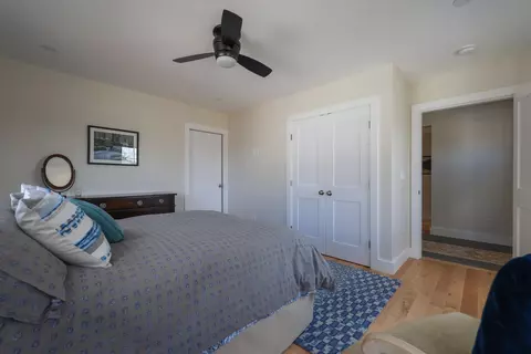 Bedroom - 46 Atlantic Ave, Vinalhaven, ME 04863 photo 4 of 11