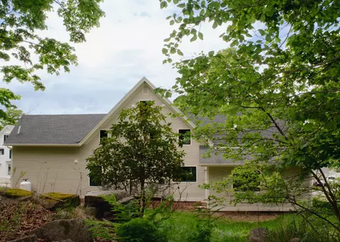 Exterior - 46 Atlantic Ave, Vinalhaven, ME 04863 photo 6 of 6