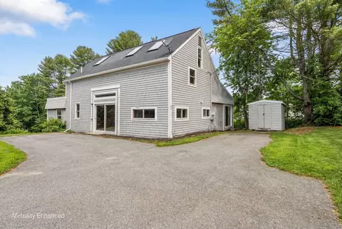 96 Washington Rd, Waldoboro, ME 04572