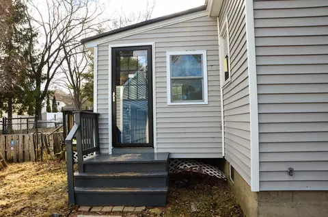 45 Elm Ave, Augusta, ME 04330 photo 3