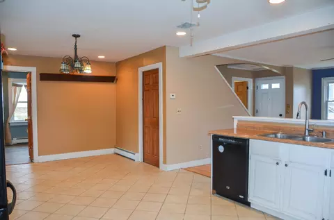 45 Elm Ave, Augusta, ME 04330 photo 11