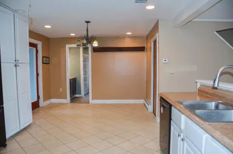45 Elm Ave, Augusta, ME 04330 photo 10