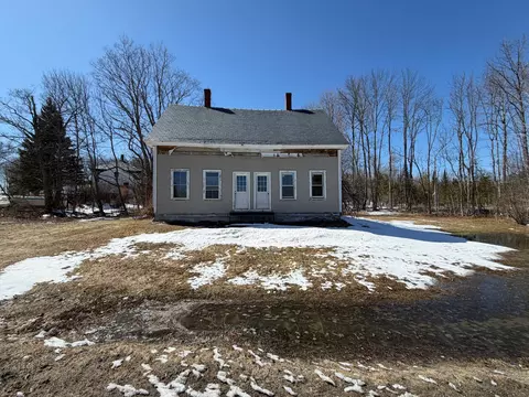4 Chapin Ave, Monson, ME 04464