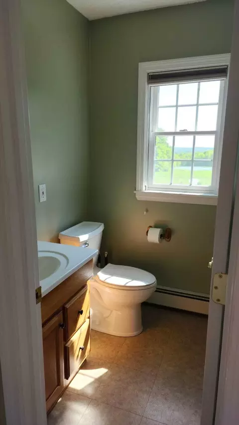 Bath - 1471 B Rd, Hammond, ME 04730 photo 1 of 6