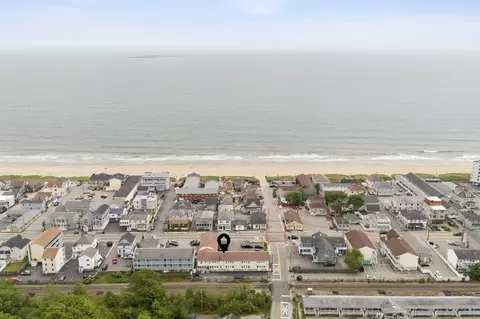 78 E Grand Ave #210, Old Orchard Beach, ME 04064