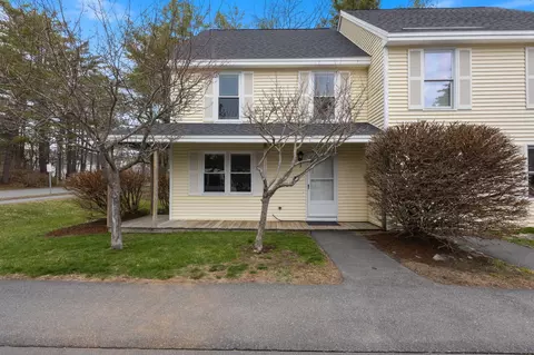 3 Pine Hill Dr #3, Bath, ME 04530