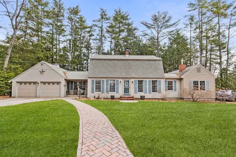 28 Hillview Ave, Limerick, ME 04048